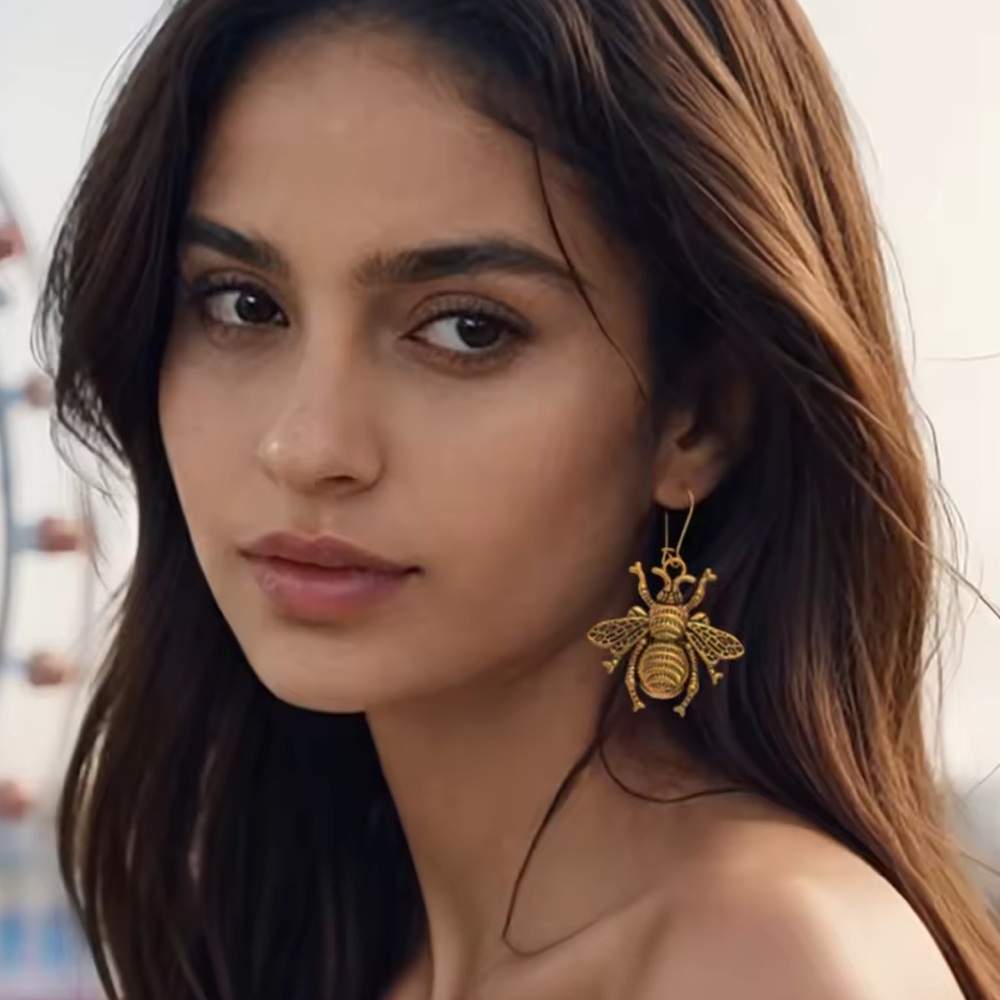 Gold Bee Dangle Earrings exclusive Jewelry - Picture 1 of 8